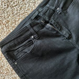 Uniqlo black skinny jeans - 26 waist 32 inseam